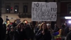 Mânie și umor. Peste 30.000 de oameni în stradă la Cluj a treia zi consecutiv