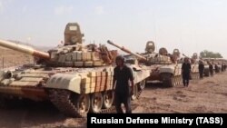 Ооган-тажик чек арасына бараткан орусиялык танктар. 20-июль, 2021-жыл.