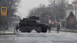 Алматы көшесіндегі күзет. 7 қаңтар 2022 жыл. 