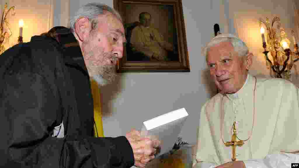 Sa biv&scaron;im kubanskim liderom Fidelom Castrom u Havani, mart 2012. 