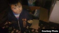 Нурболот. Ему 5. Он работает на авторынке "Азамат". Автор фото - Жолдош Конушалиев.