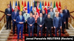 Участники саммита Securing Our Future в Лондоне, 2 марта 2025 г.