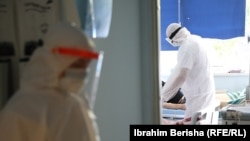 Stafi mjekësor në Klinikën Infektive.
