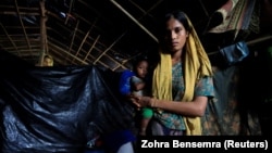 Мусульмани-рохінджа в таборі для біженців у Бангладеш, 20 жовтня 2017 року