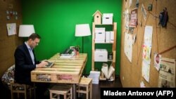 Алексей Навальный ФБКнын Москвадагы кеңсесинде. Архив, 2018-жыл, 16-январь.