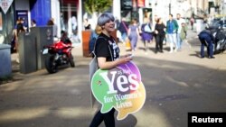 Прихильниця скасування заборони абортів в Ірландії, 25 травня 2018 року