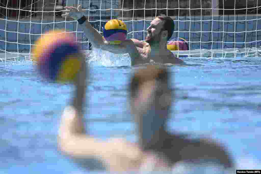 Nagy Viktor kapus a tokiói olimpiára készülő magyar férfi vízilabda-válogatott edzésén a Hajós Alfréd Nemzeti Sportuszodában 2021. június 1-jén