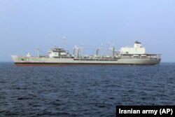 عکسی بدون تاریخ از ناو خارک