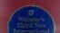 Кристофер Доббс: «[Вебстер] диффузировал в свой словарь то, что любил — демократию и горячую религиозность»