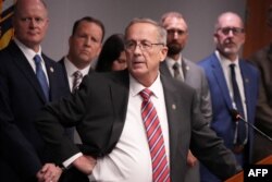 Procurorul general al comitatului Utah, Jeff Gray, a susținut marți o conferință de presă înainte de audierea suspectului pentru uciderea activistului Charlie Kirk.