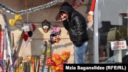 Медицинский эксперт считает, что на первом этапе можно хотя бы ограничить продажу взрывчатых веществ несовершеннолетним