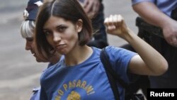Надія Толоконнікова, одна з обвинувачених у справі Pussy Riot