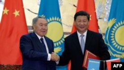 Нурсултан Назарбаев жана Си Цзинпин. Бээжин, 31-август, 2015-жыл. 