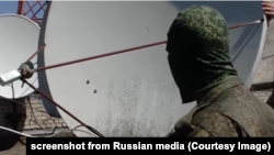 Окупаційна влада змушує жителів міняти українські супутникові антени на російські