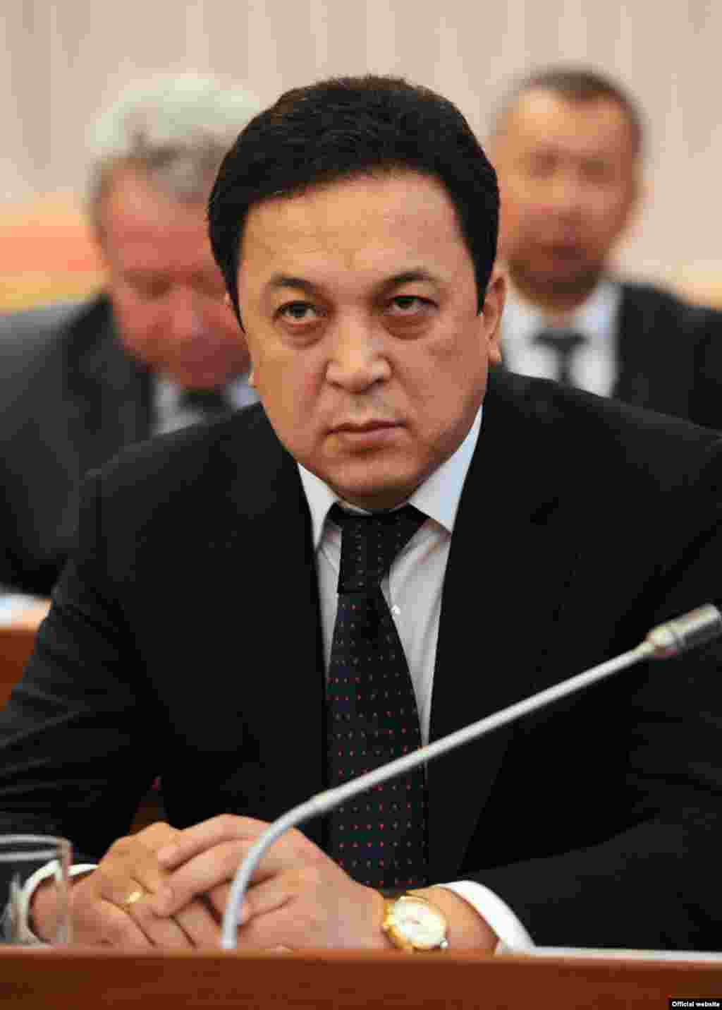 Аалы Карашев&nbsp;(1-сентябрь 2012-жыл - 5-сентябрь 2012-жыл), өкмөт башчынын милдетин аткаруучу