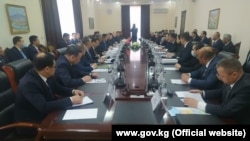 Кыргыз-тажик мамлекеттик чек арасын делимитациялоо жана демаркациялоо боюнча өкмөттүк делегациялардын кезектеги жыйыны. 2021-жылдын 18-марты. Тажикстан. 