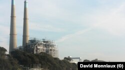 Газовая электростанция и крупнейший в мире литиевый накопитель энергии, Калифорния.