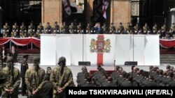 Президент Михаил Саакашвили принимает военный парад в честь 20-летия независимости Грузии