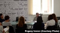 Молодые художники, фотографы, дизайнеры Северного Кавказа в этом году знакомятся с принципами создания авторского самиздата