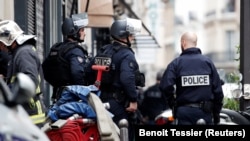 Правоохоронці: напад здійснив адміністратор поліцейського відділку в Парижі