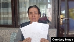 Рузигуль Бобоева, мать Акбара Курбонова