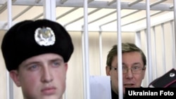 Апеляційний суд Києва залишив чинним рішення взяти під арешт Юрія Луценка, Київ, 5 січня 2010 року