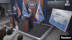 Konferenca në Pentagon pas sulmeve ndaj Iranit.