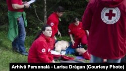 Larisa Drăgan a salvat viața unui om care a făcut infarct în farmacie.