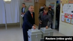 Правий прем'єр-міністр Угорщини Віктор Орбан заявив про «історичну» перемогу