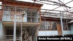 Азимжан Аскаровдун Базар-Коргондогу үйү. Архивдик сүрөт.