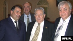 Ифтитоҳи канисаи нави яҳудиён дар Душанбе, ки Ҳасан Асадуллозода тақдим карда буд. Моҳи майи соли 2009