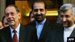 سعید جلیلی و خاویر سولانا روز دوشنبه با یکدیگر مذاکره تلفنی داشتند ولی این مذاکرات نتیجه قطعی نداشت.(عکس: AFP)