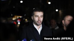Više televizija ne poštuju zakon: Savo Manojlović