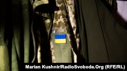 За даними слідчих, у цьому брали участь військовослужбовці, які «забезпечували списання військового майна»