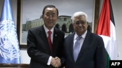 Пан Ґі Мун і Махмуд Аббас після переговорів