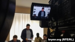 Херсонський міський суд заарештував керівника «РИА Новости Украина» Кирила Вишинського до 13 липня без права застави