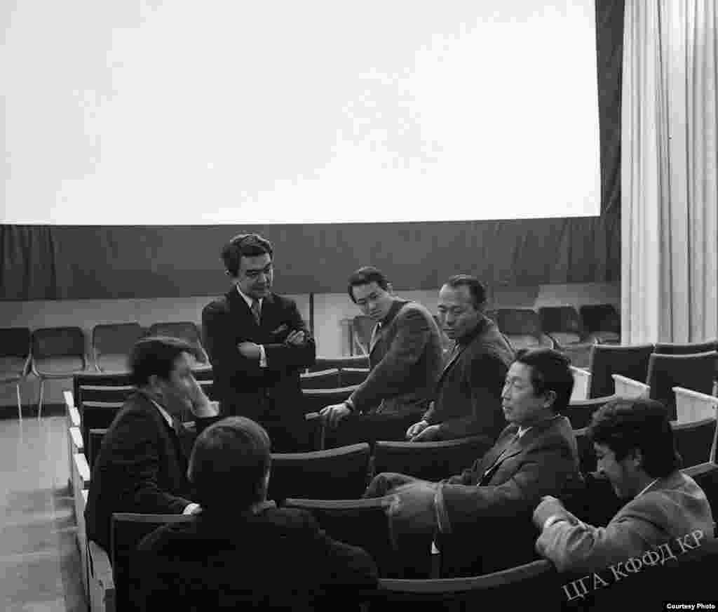 Тасмадан кийинки талкуу. &quot;Кыргызфильм&quot; киностудиясы. 1974-жыл. Сүрөттүн автору -В.Утешев.&nbsp; &nbsp;
