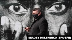 Минулої доби шпиталізували 1 061 людину, 18 850 – одужали