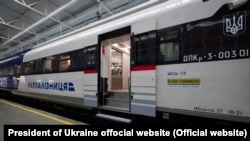 Середній чек однієї транзакції складає 420 гривень, кажуть в УЗ