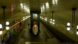 Farmecul ascuns al transportului în comun: 9 euro pe lună