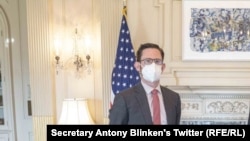 Специјалниот претставник на Соединетите Држави за Авганистан, Томас Вест 