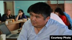 Данияр Садиев.