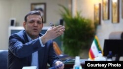 شهاب‌الدین عزیزی خادم، کمیته اخلاق فدراسیون فوتبال را تهدید کرد که در روزهای آینده «زوایای پنهان» اقدام آنان را علنی خواهد کرد