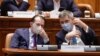 USR-PLUS caută argumente pentru a explica de ce rămân în Guvern cu premierul Cîțu. Imagine din Parlament cu premierul Cîțu și vicepremierul Barna. 