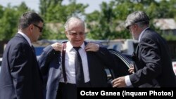 Ion Iliescu este internat la Spitalul Clinic de Urgență „Prof. Dr. Agrippa Ionescu”. 