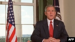 George W. Bush volt amerikai elnök a Fehér Házban 2001. október 7-én