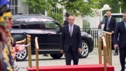 Hoti merr detyrën, Kurti nuk e pret