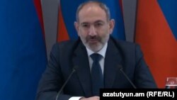Премьер-министр Армении Никол Пашинян на пресс-конференции в Капане, 25 января 2020 г.
