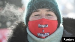 Орусияда митингге чыккандар кармалды