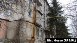 Clădiri în ruină la Otaci, mai, 2021